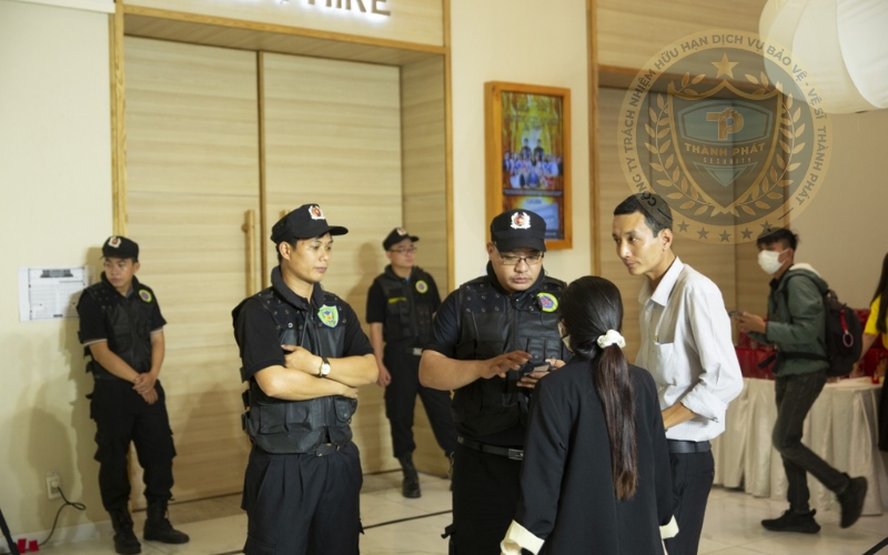 tầm quan trọng của bảo vệ quán bar