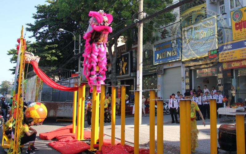 công ty bảo vệ khai trương