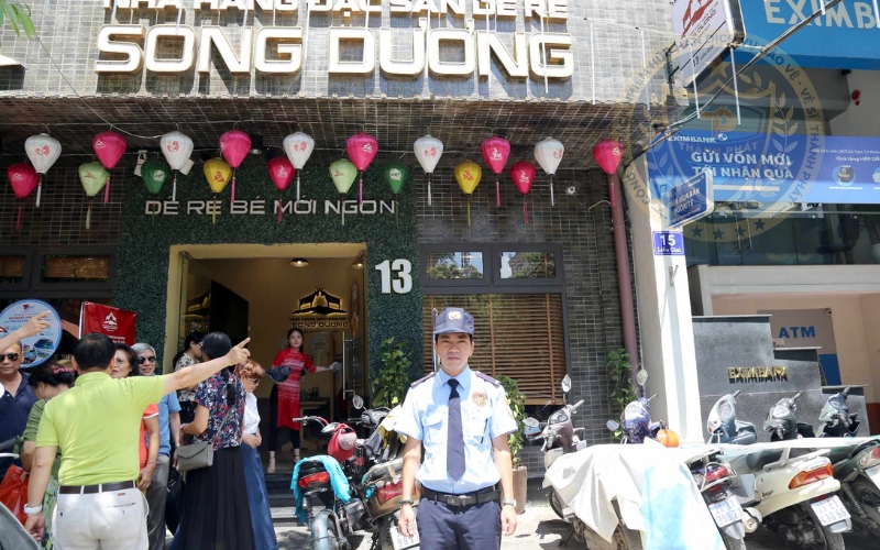 tại sao cần thuê bảo vệ nhà hàng