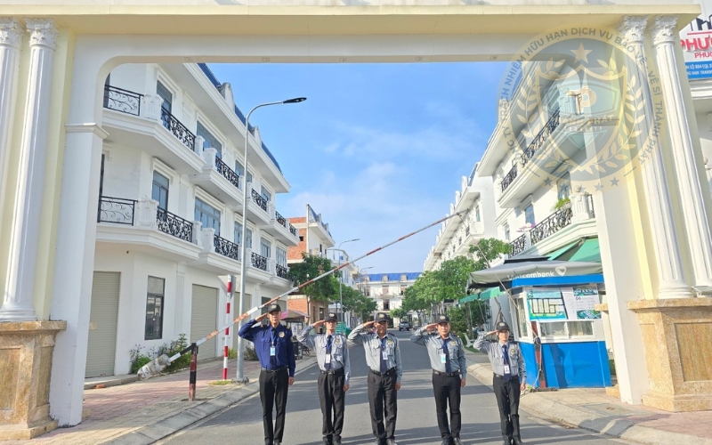 thuê công ty bảo vệ