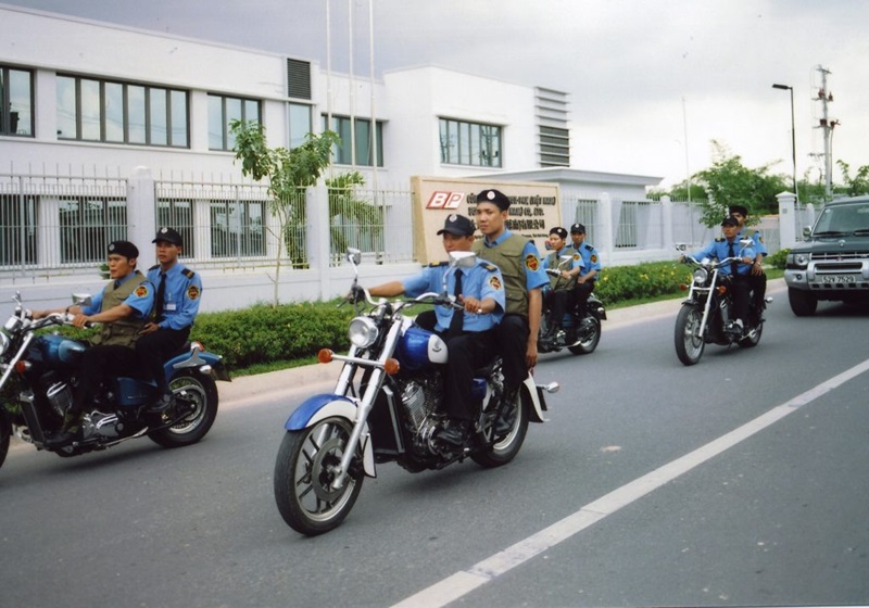 nhiệm vụ bảo vệ áp tải tiền