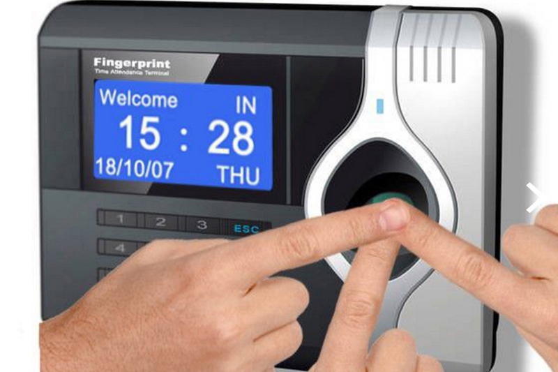 Chấm công tự động