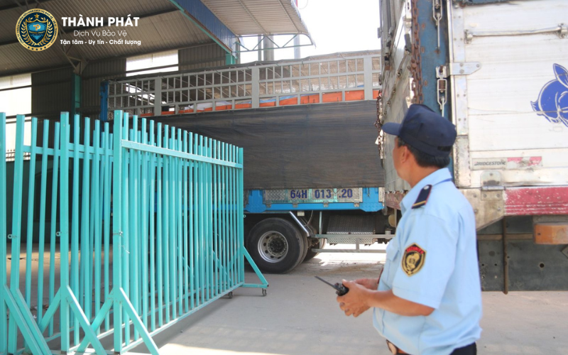 lợi ích khi thuê dịch vụ bảo vệ kho hàng