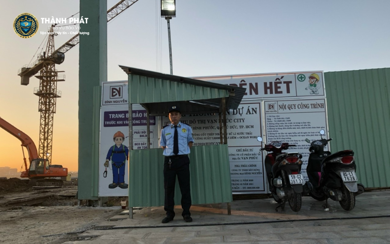 giám sát công trường xây dựng