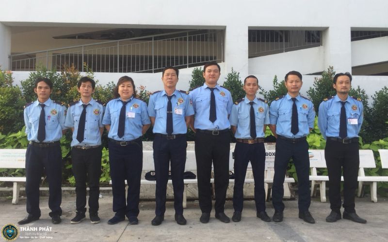 Dịch vụ bảo vệ giữ xe quán nét của bảo vệ thành phát