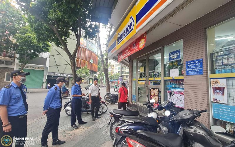 sự cần thiết của bảo vệ tại cửa hàng tiện lợi