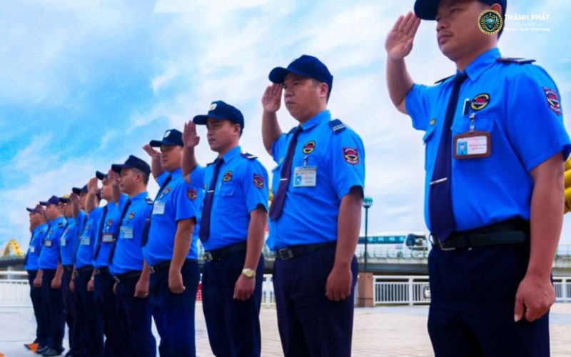 mũ bảo vệ theo quy định