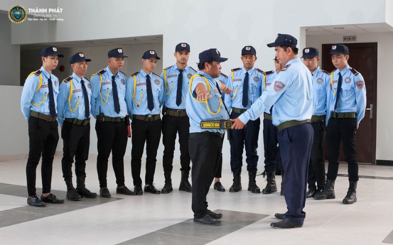 đào tạo và huấn luyện kỹ năng ứng phó cho lực lượng bảo vệ