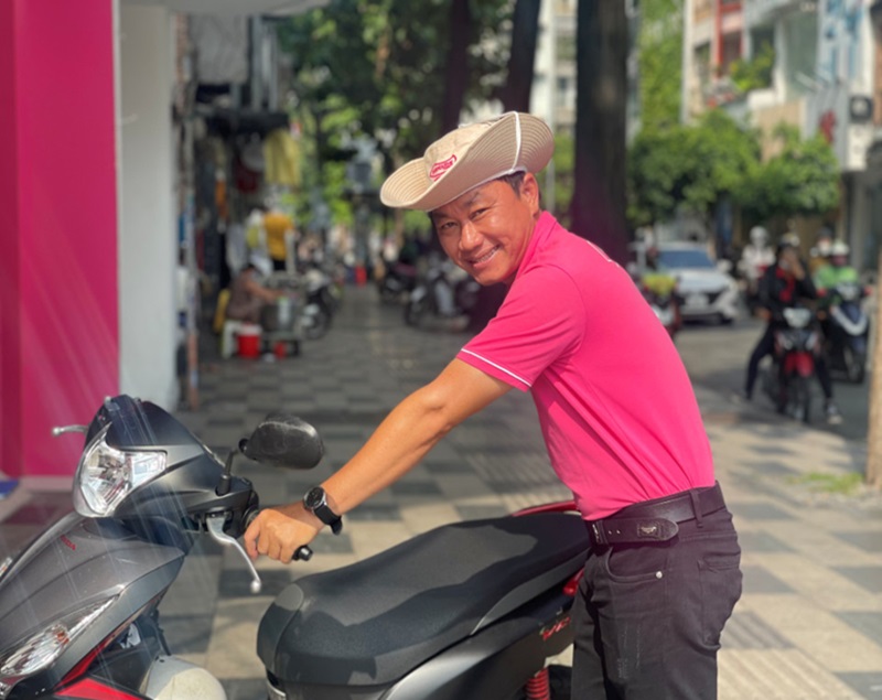 Kiểm soát và hỗ trợ khách hàng