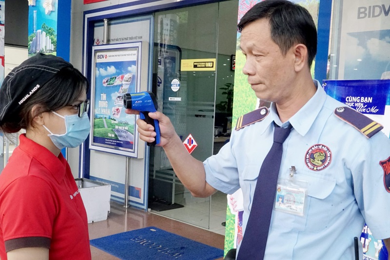 Cách tăng thu nhập khi làm bảo vệ tư nhân