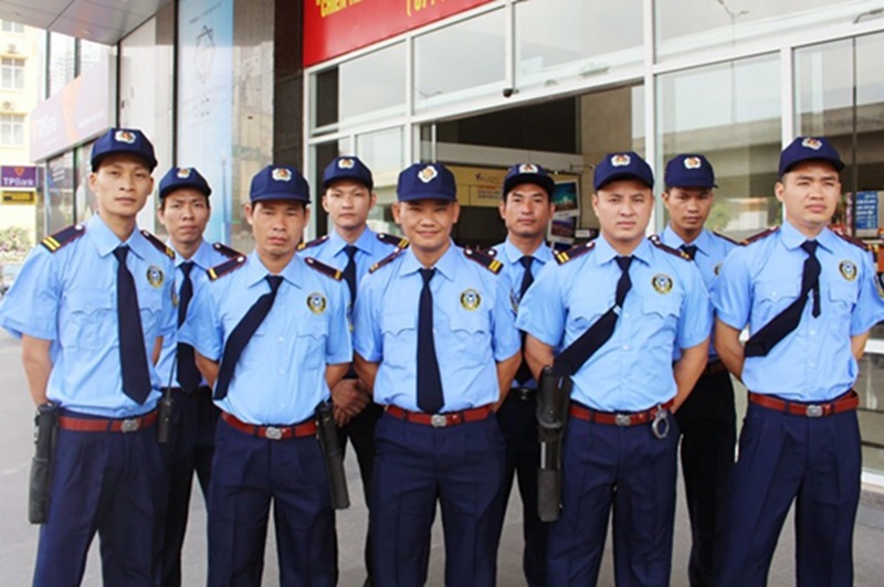 Lương bảo vệ công ty tư