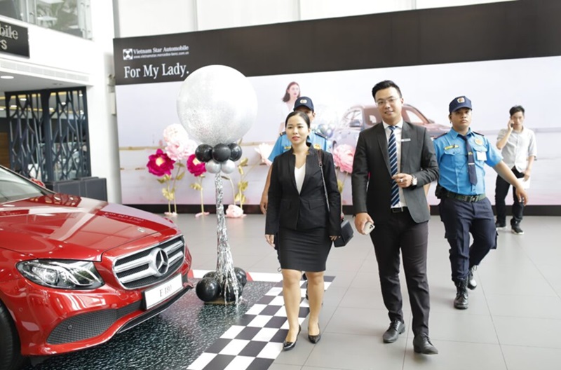 Nhiệm vụ chính của bảo vệ showroom ô tô