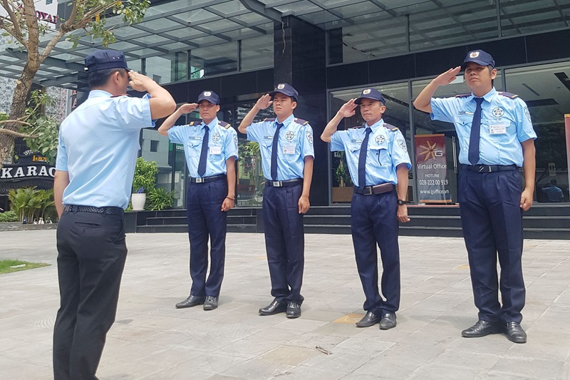 Vì sao nhu cầu thuê bảo vệ trực Tết tăng cao