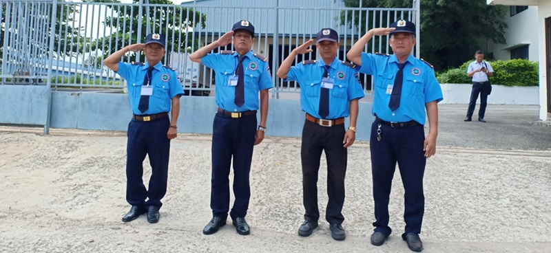 Thu nhập và chế độ của vị trí bảo vệ chưa có kinh nghiệm